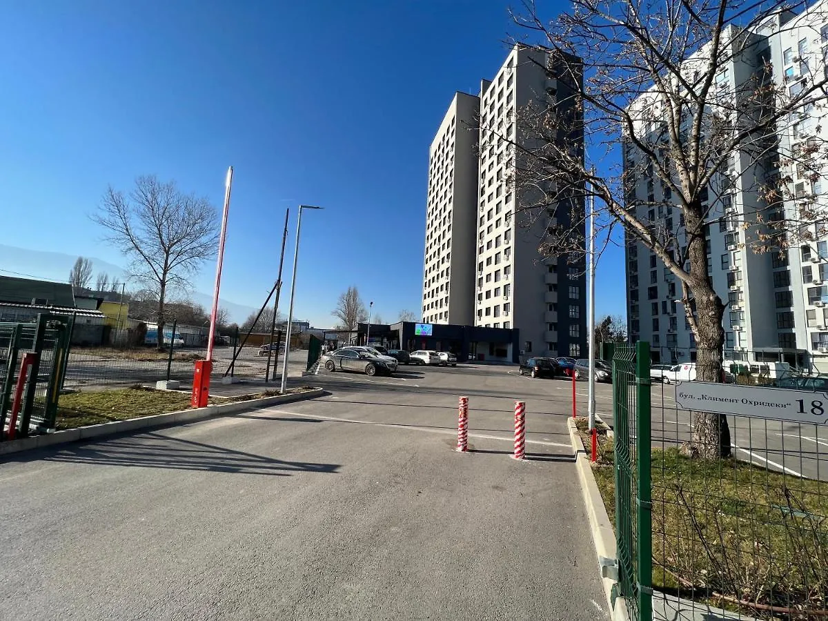 Vitosha View Apartment With Parking 索菲亞 保加利亚