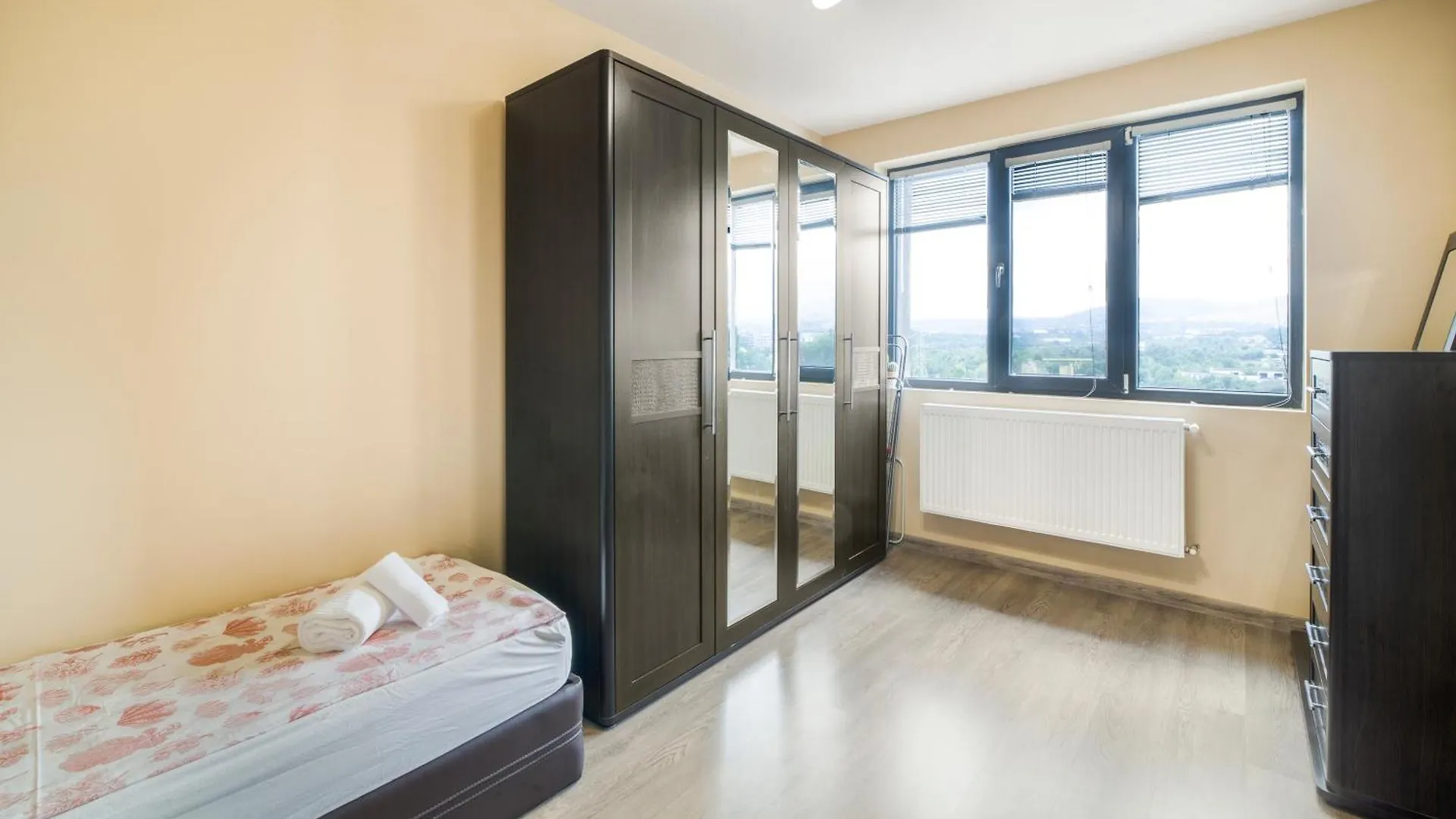 Vitosha View Apartment With Parking 索菲亞 保加利亚