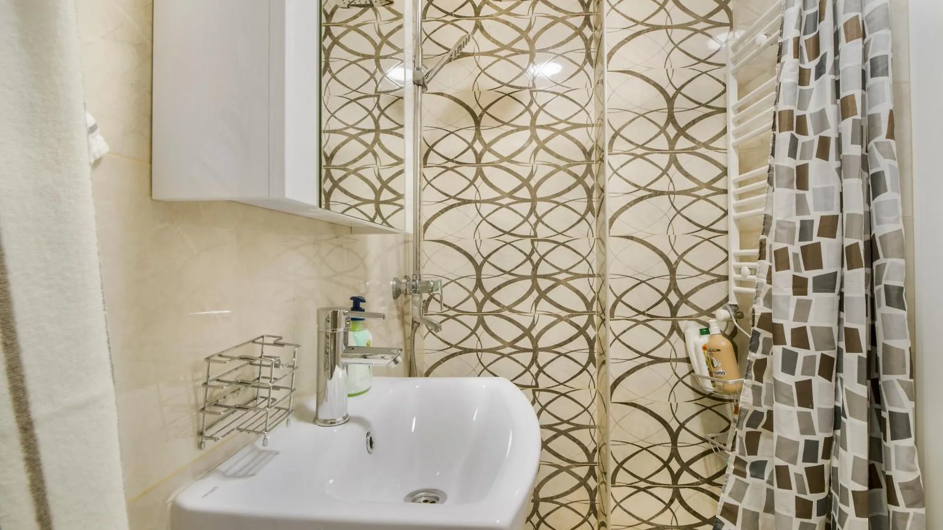 Vitosha View Apartment With Parking Sofia Bulgarien